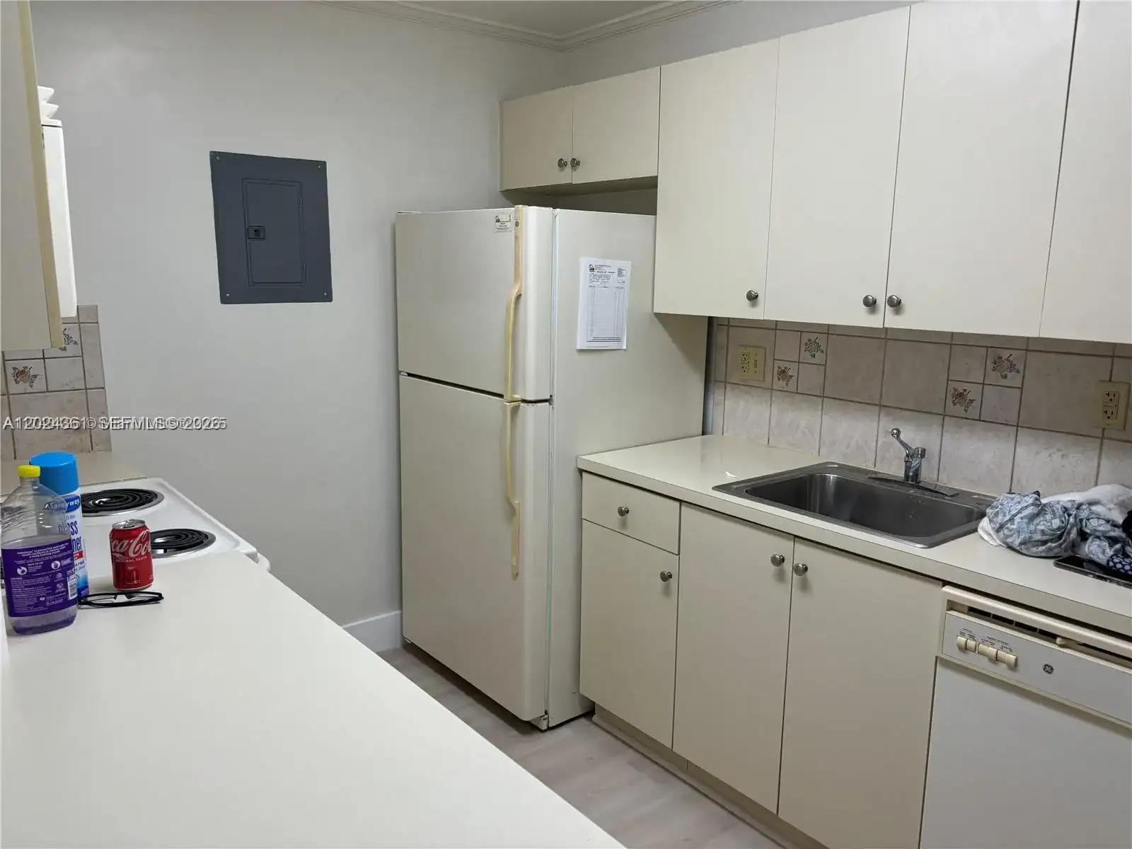 10744 N Kendall # 18, Miami FL 33176 photo 2