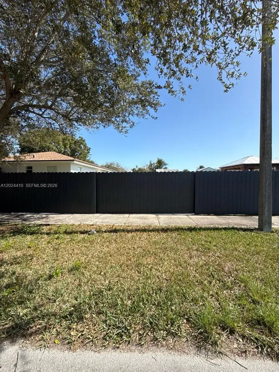 14172 SW 291st Ter, Homestead FL 33033 photo 2