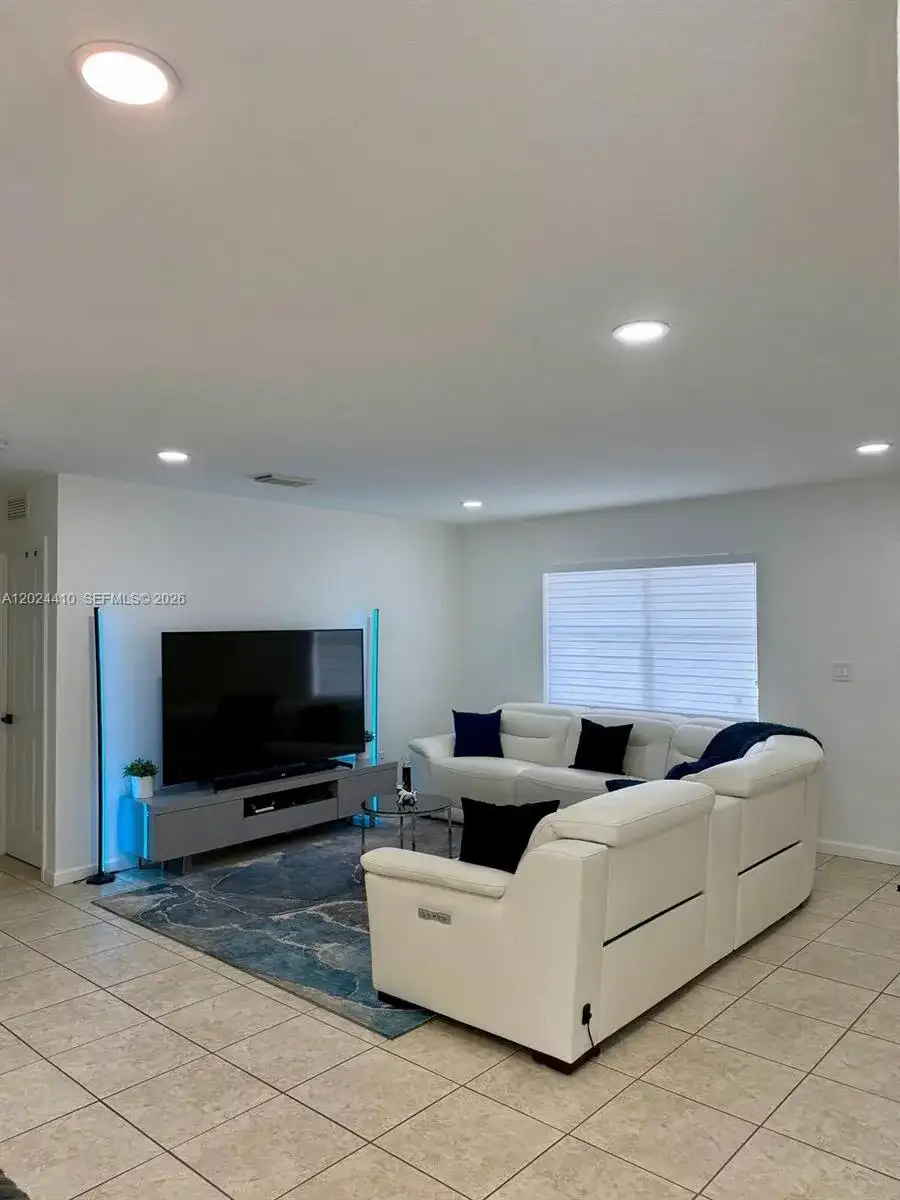 14172 SW 291st Ter, Homestead FL 33033 photo 4