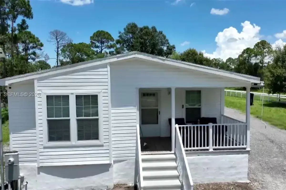 725 N Willows St, Clewiston FL 33440