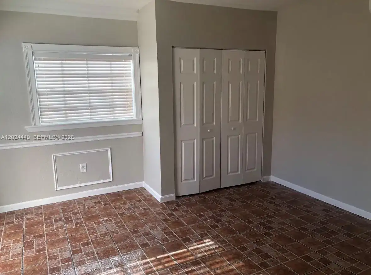 17649 SW 142nd Ct, Miami FL 33177 photo 2