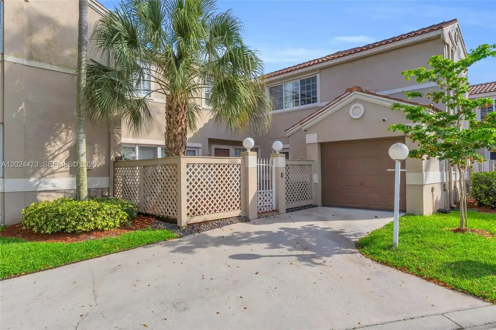 11022 Chandler Dr, Cooper City FL 33026