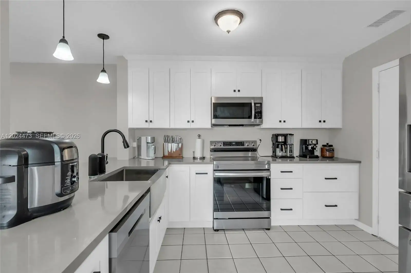 11022 Chandler Dr, Cooper City FL 33026 photo 4