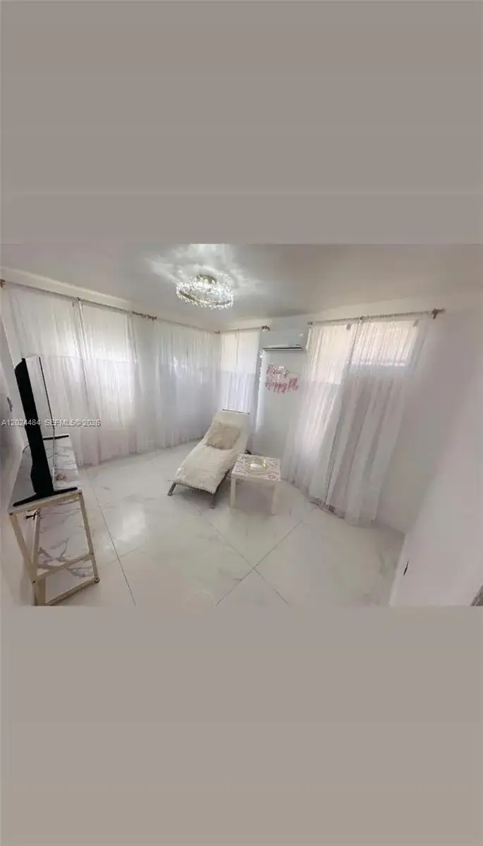 950 NE 127th St # 1, North Miami FL 33161 photo 3