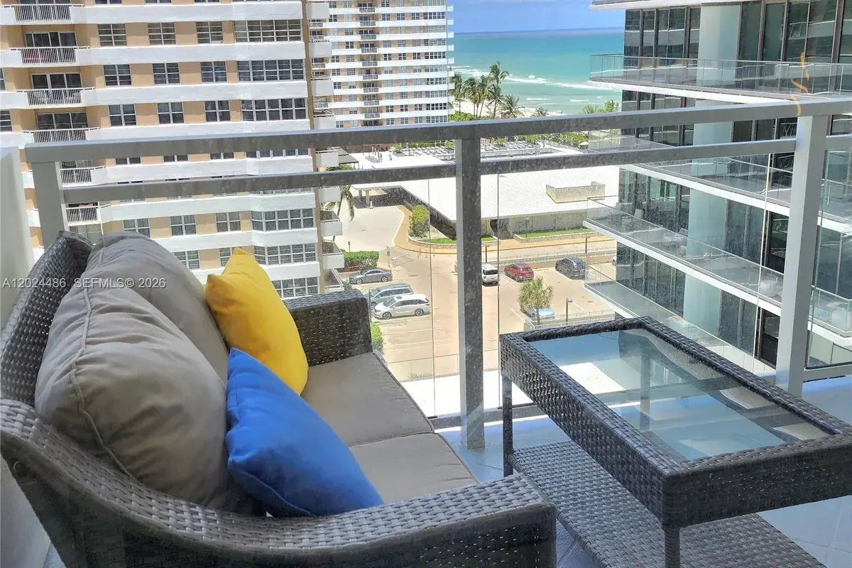 2030 S Ocean Dr # 923, Hallandale Beach FL 33009