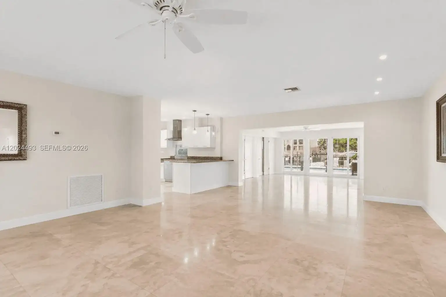 1995 Ixora Rd, North Miami FL 33181 photo 3