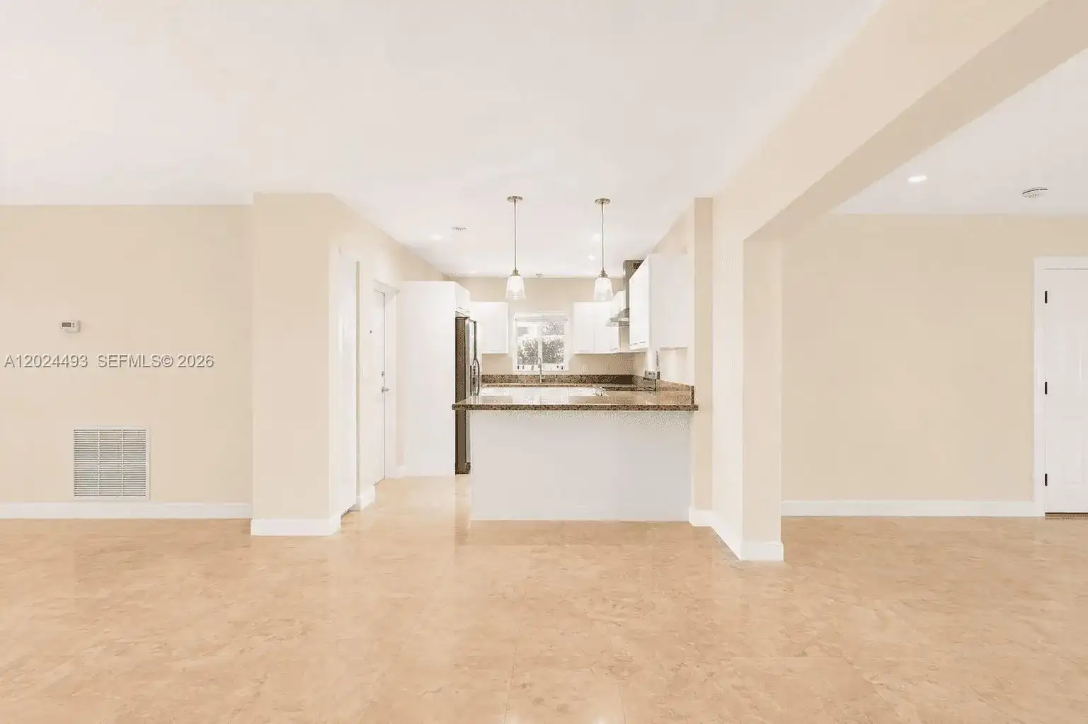 1995 Ixora Rd, North Miami FL 33181 photo 4