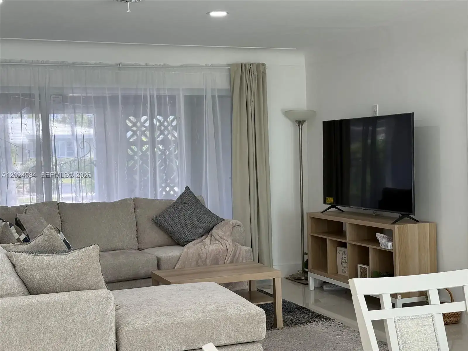 411 SE 6th Ave, Pompano Beach FL 33060 photo 5