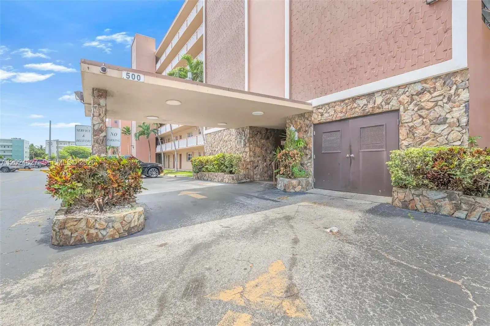 500 NE 12th Ave # 407, Hallandale Beach FL 33009 photo 2