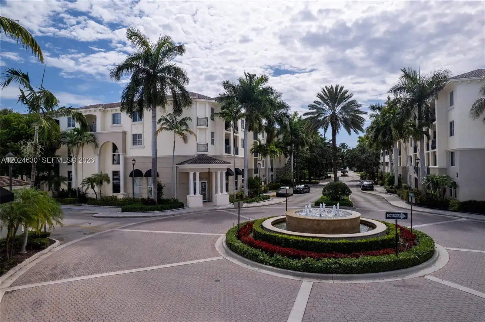 2 Renaissance Way # 305, Boynton Beach FL 33426 photo 2