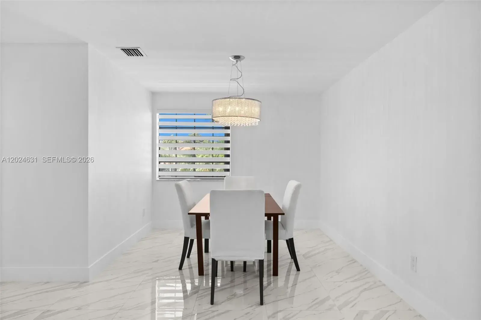 3549 Magellan Cir # 418, Aventura FL 33180