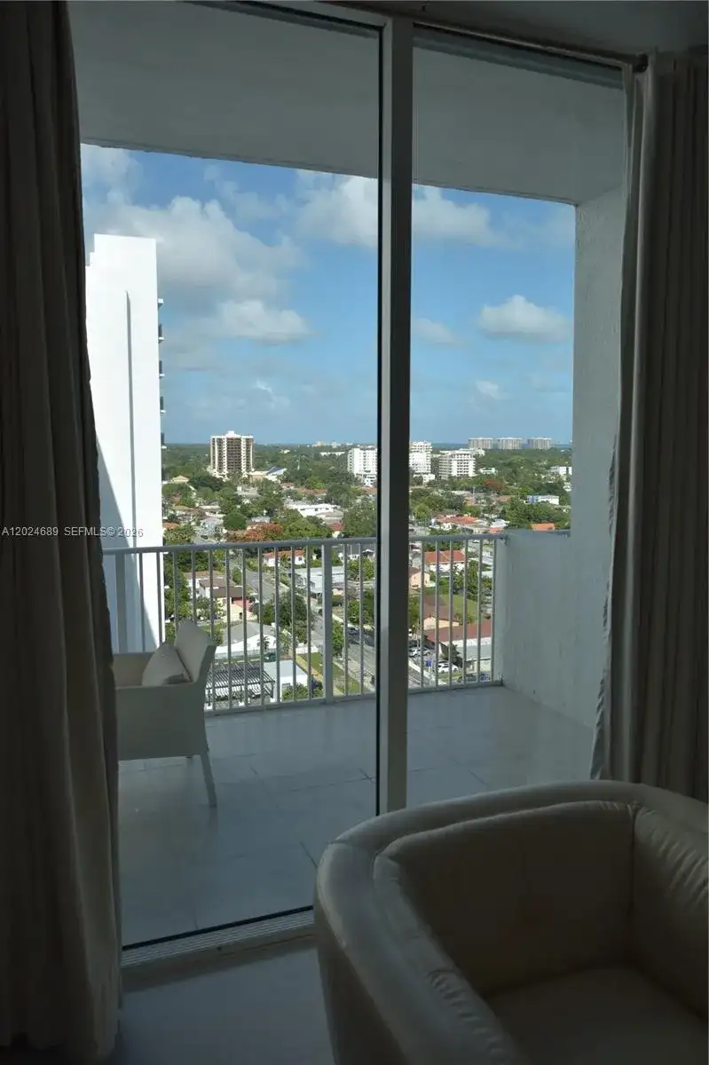 3180 SW 22nd Ter, Miami FL 33145 photo 3