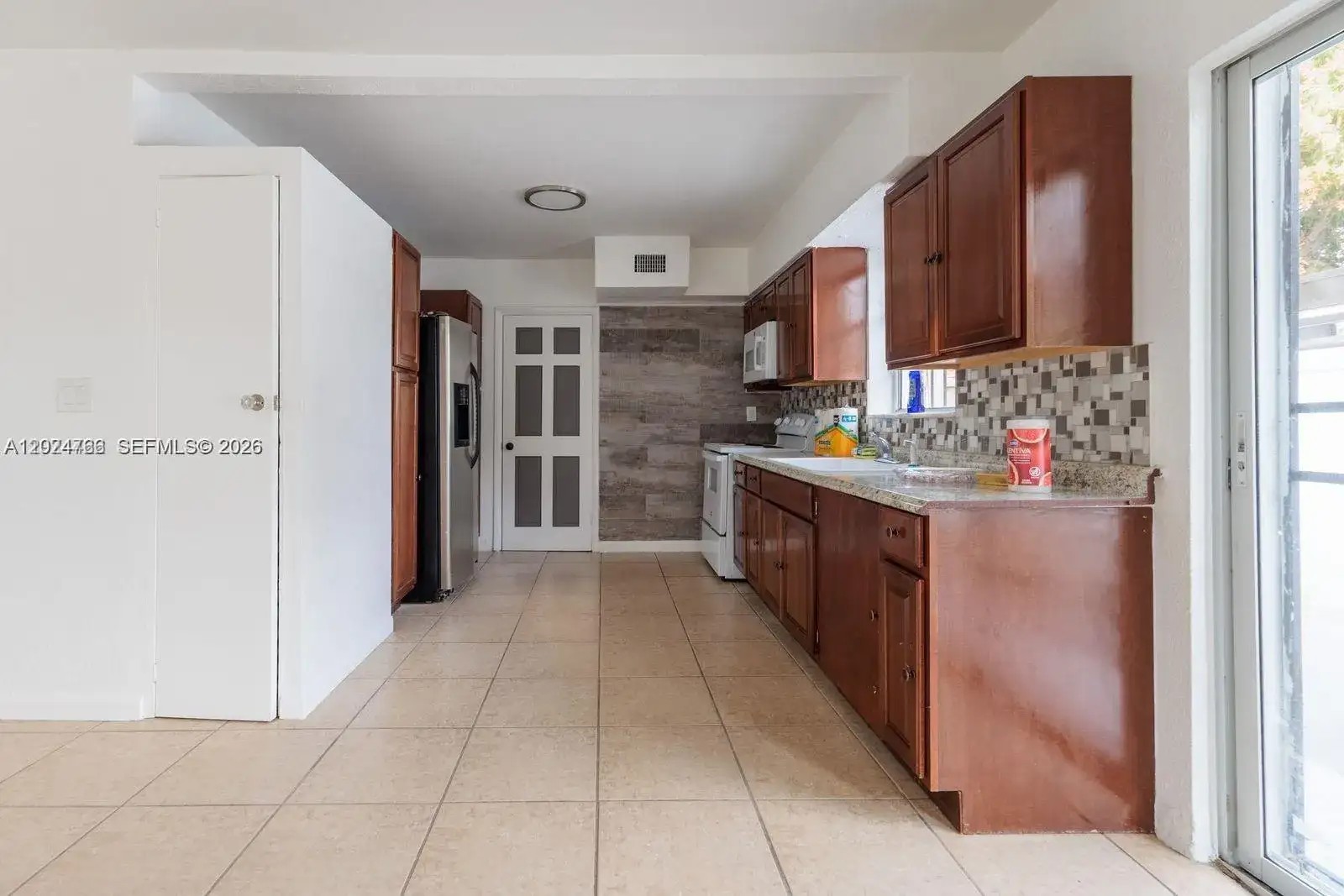 1301 NE 153rd St # 1301, North Miami Beach FL 33162 photo 4