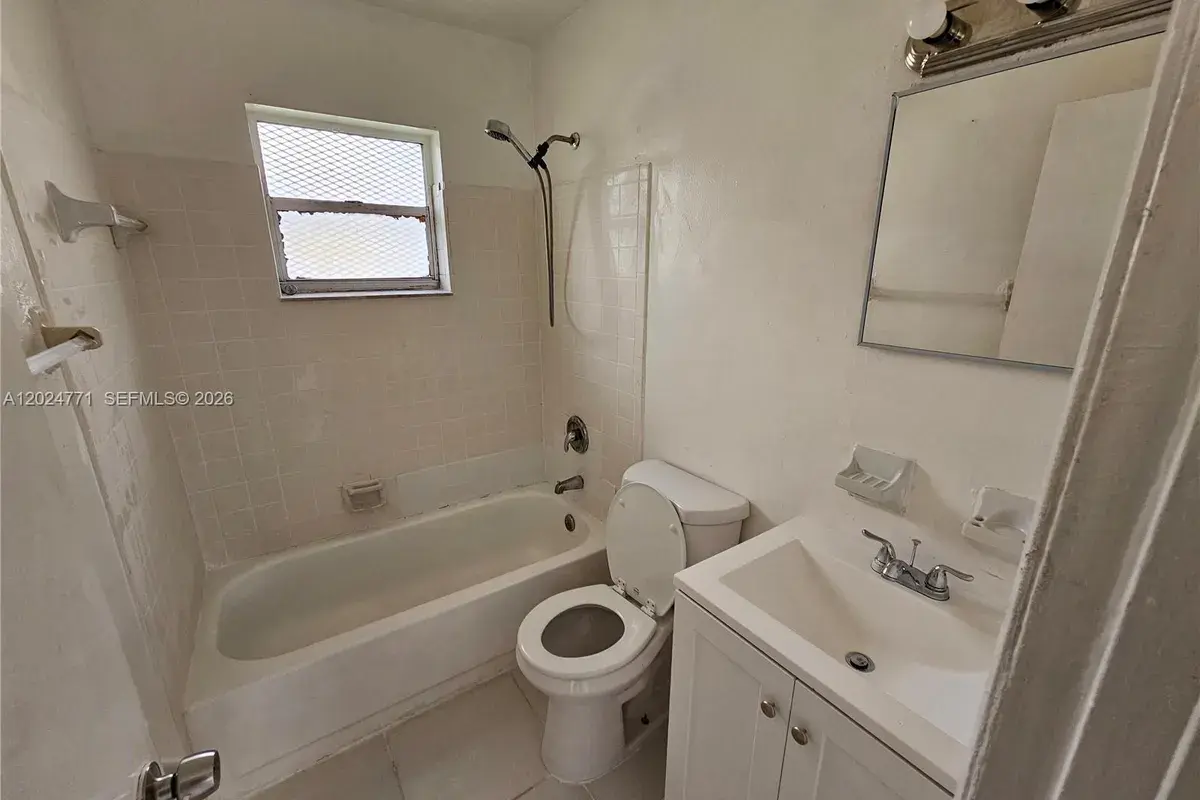 2435 NW 8th Pl # 2, Fort Lauderdale FL 33311