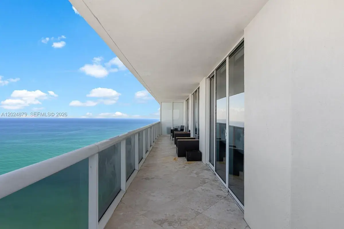 1830 S Ocean Dr # 4508, Hallandale Beach FL 33009