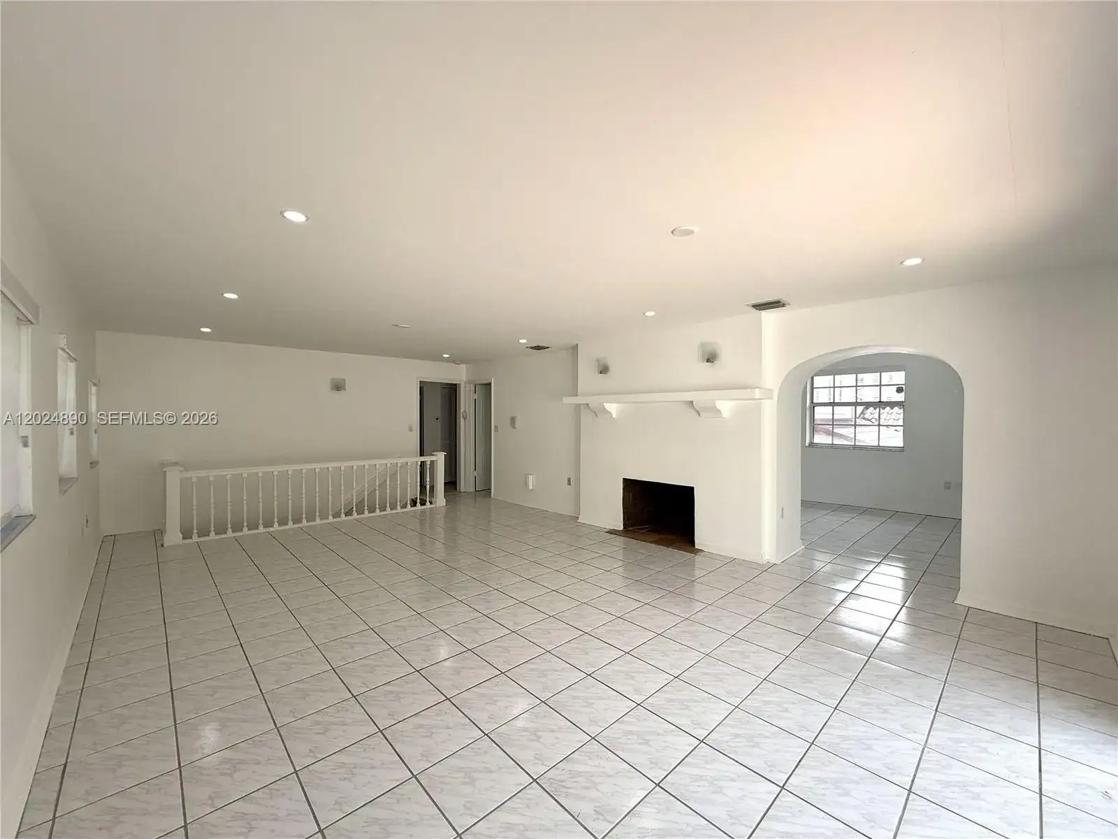 502 Madeira Ave # A, Coral Gables FL 33134 photo 2
