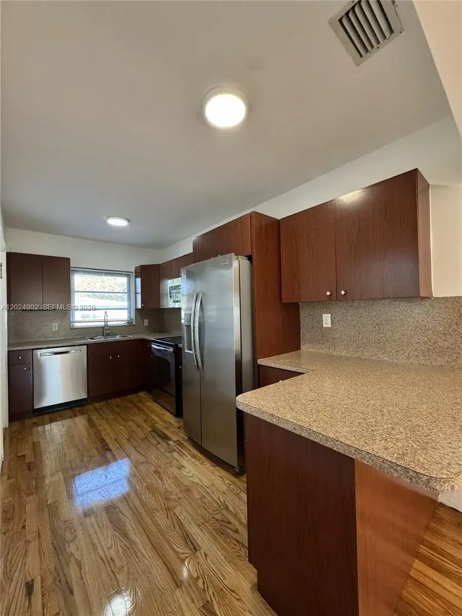 5353 SW 6th St, Miami FL 33134 photo 5