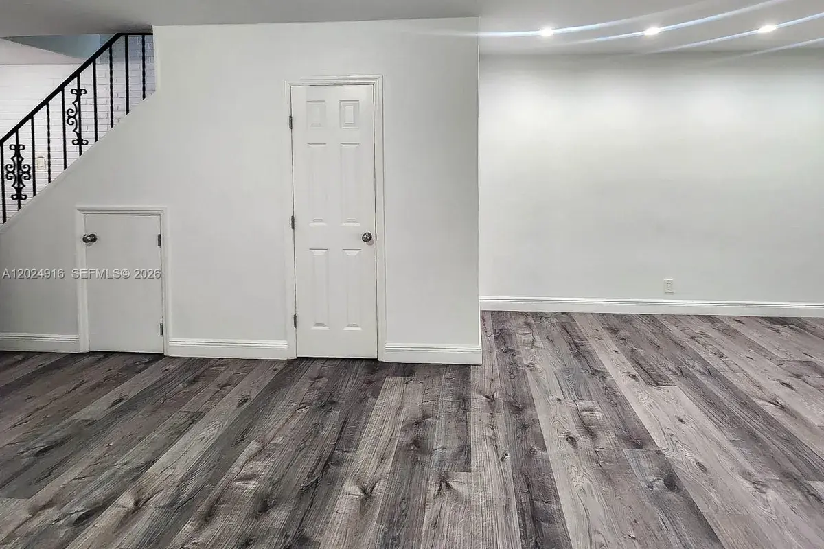 2460 Taylor St # 1C, Hollywood FL 33020