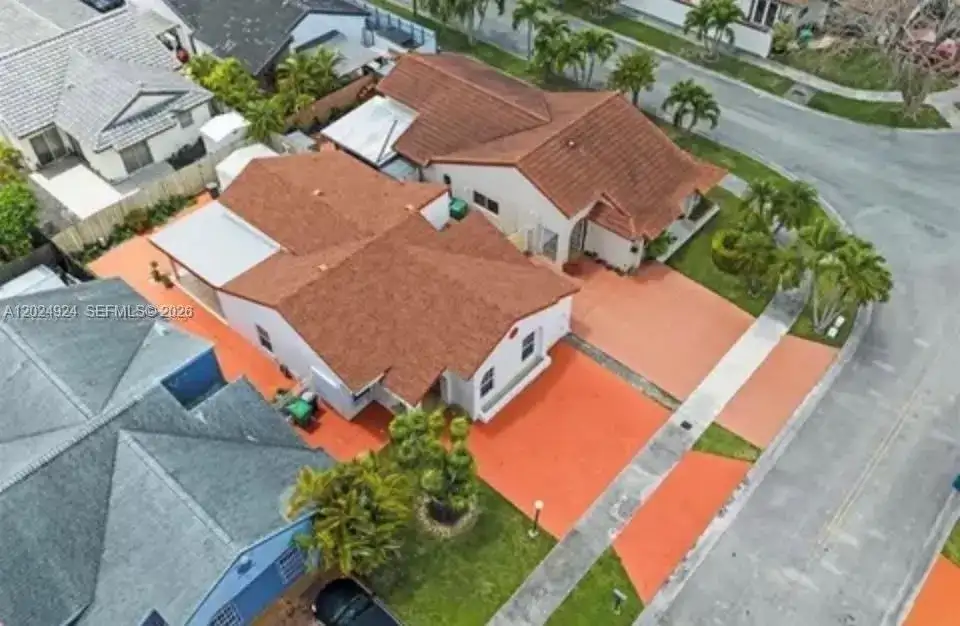 13440 SW 28th St, Miami FL 33175 photo 2