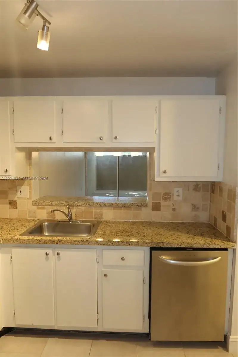 10835 SW 112th Ave # 113, Miami FL 33176 photo 3