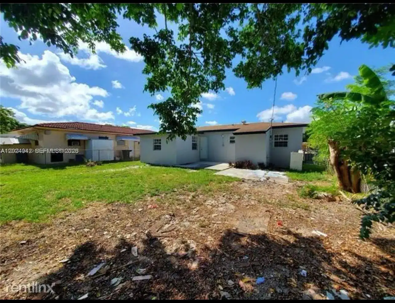 1770 NE 170th St, North Miami Beach FL 33162