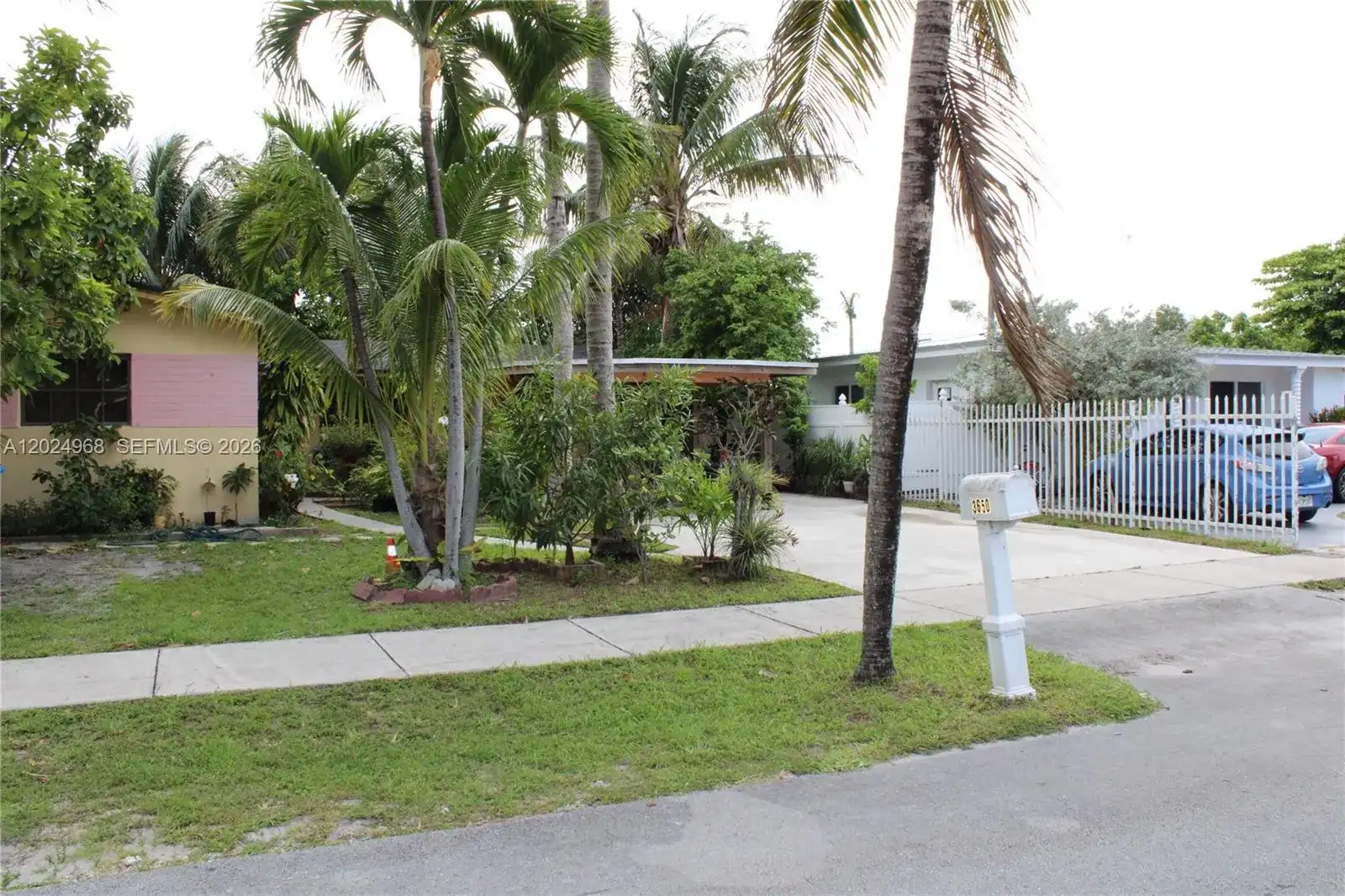 3650 SW 39th Ave, West Park FL 33023 photo 3