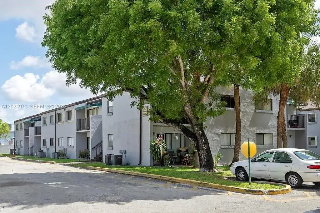 7403 SW 152nd Ave # 2, Miami FL 33193 photo 3