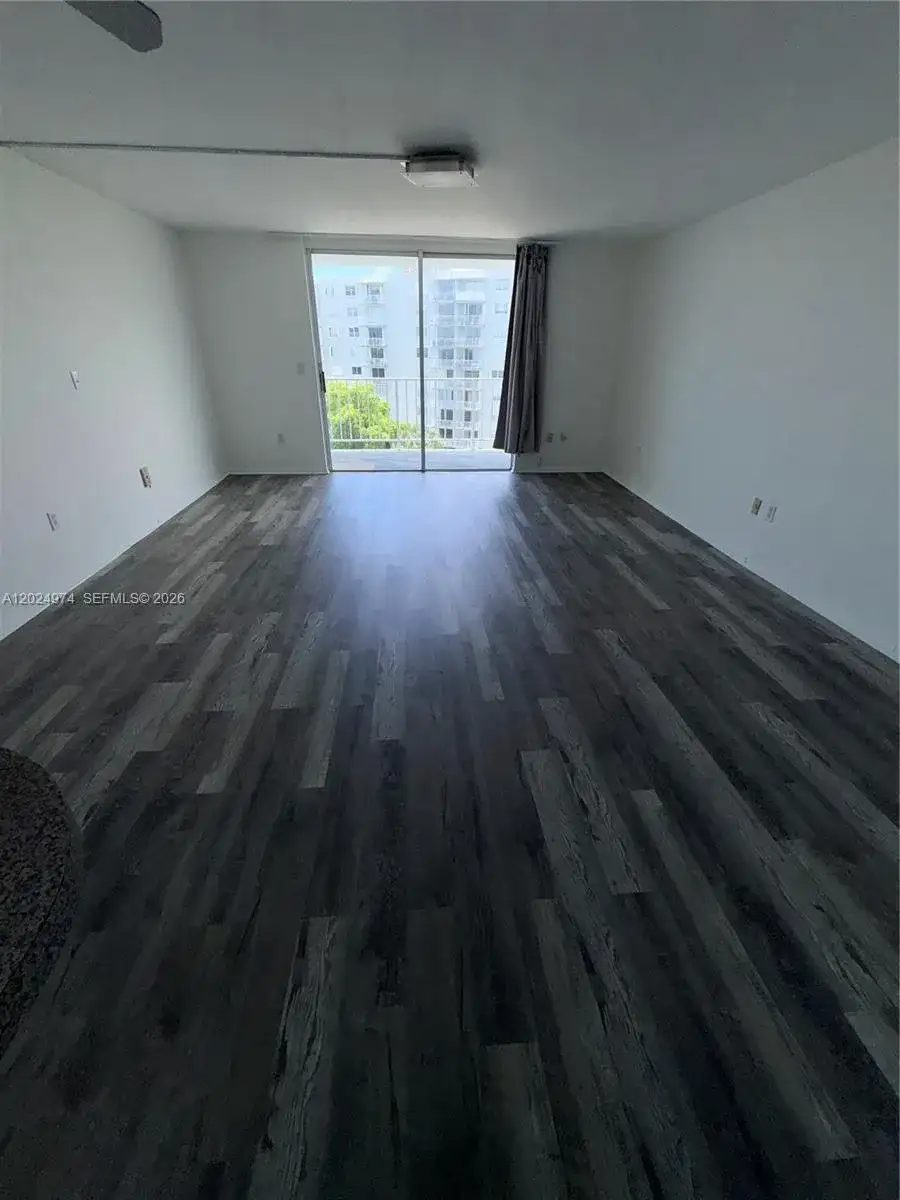 1470 NE 125th Ter # 605, North Miami FL 33161 photo 5