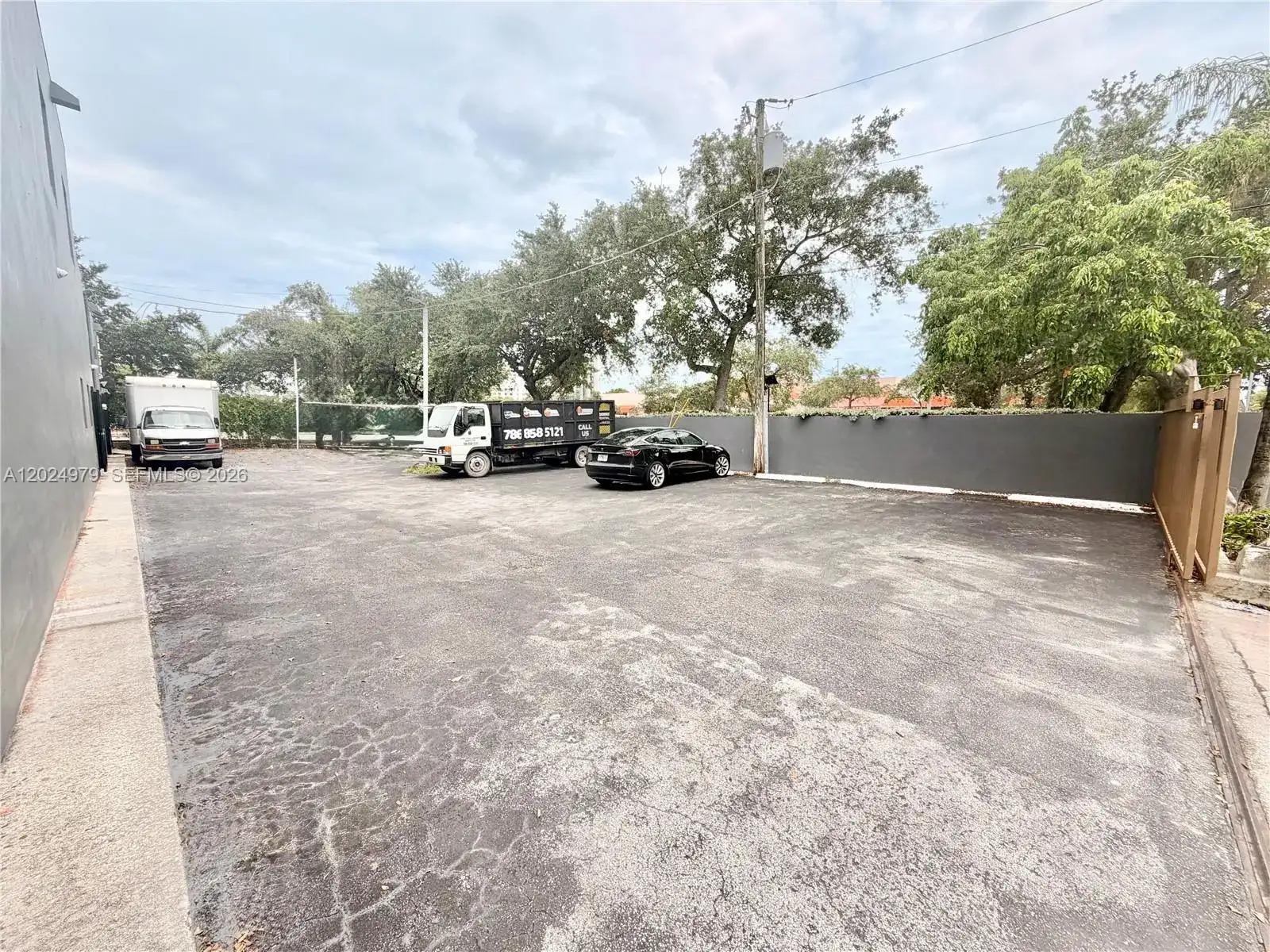 3080 SW 8th St, Miami FL 33135 photo 5