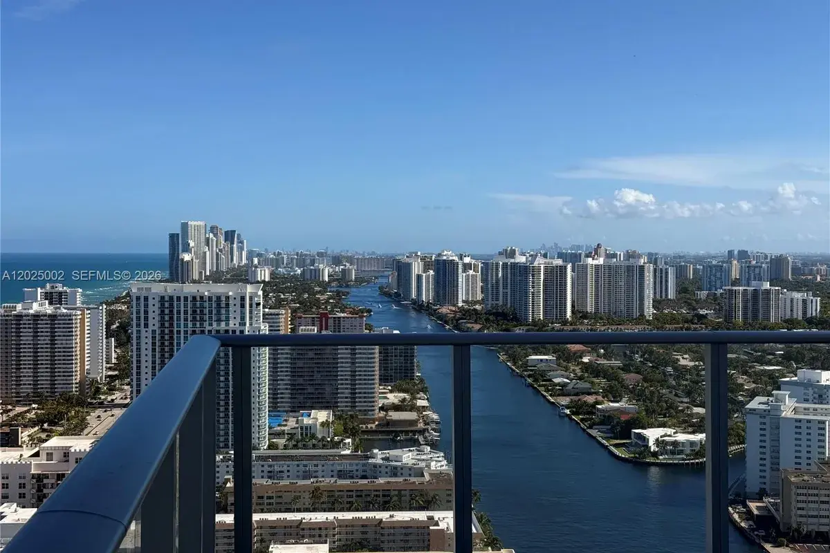 4010 S Ocean Dr # T3509, Hollywood FL 33019