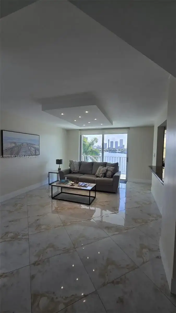16558 NE 26th Ave # 5D, North Miami Beach FL 33160 photo 4