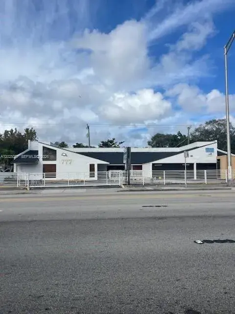 777 NE 79th St, Miami FL 33138