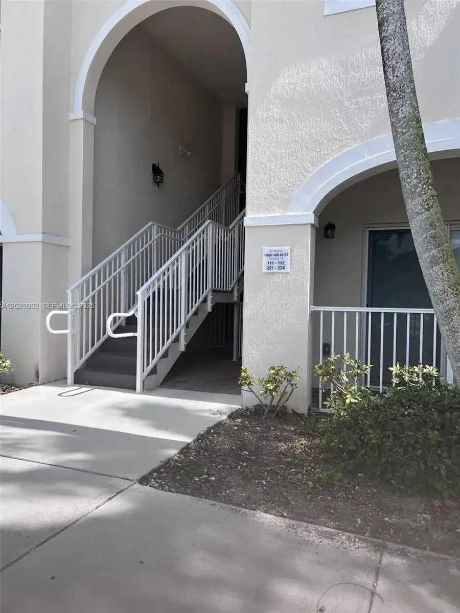 11601 NW 89th St # 222, Doral FL 33178 photo 3