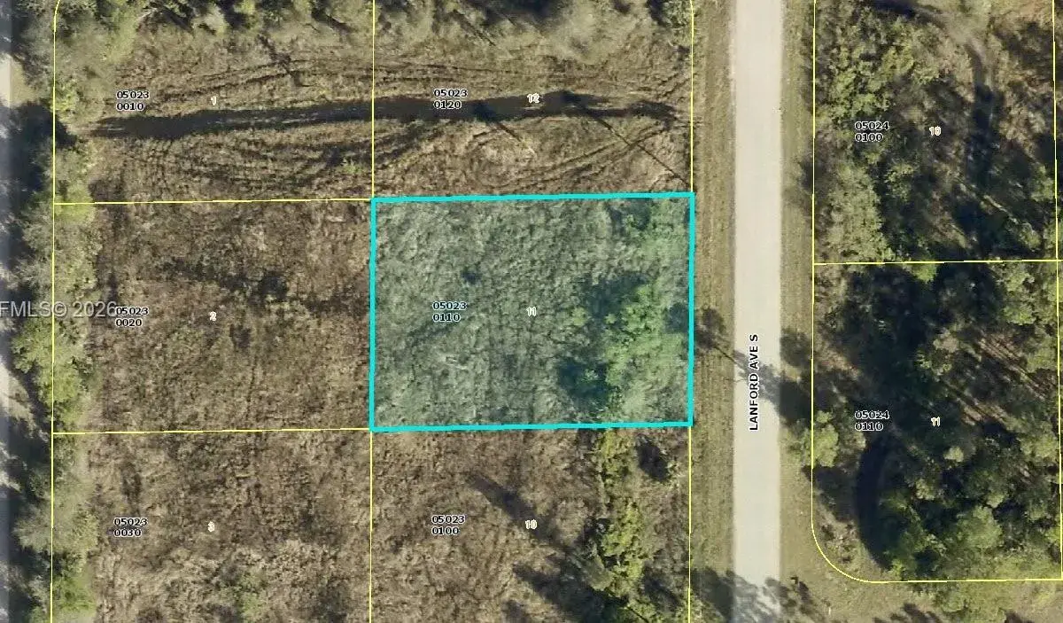 328 Lanford Ave., Lehigh Acres FL 33974