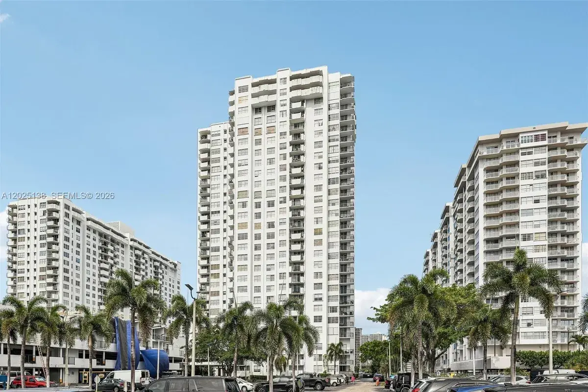 2750 NE 183rd St # 603, Aventura FL 33160
