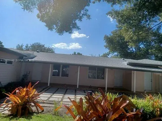 2016 NE 14th Ct # 2, Fort Lauderdale FL 33304