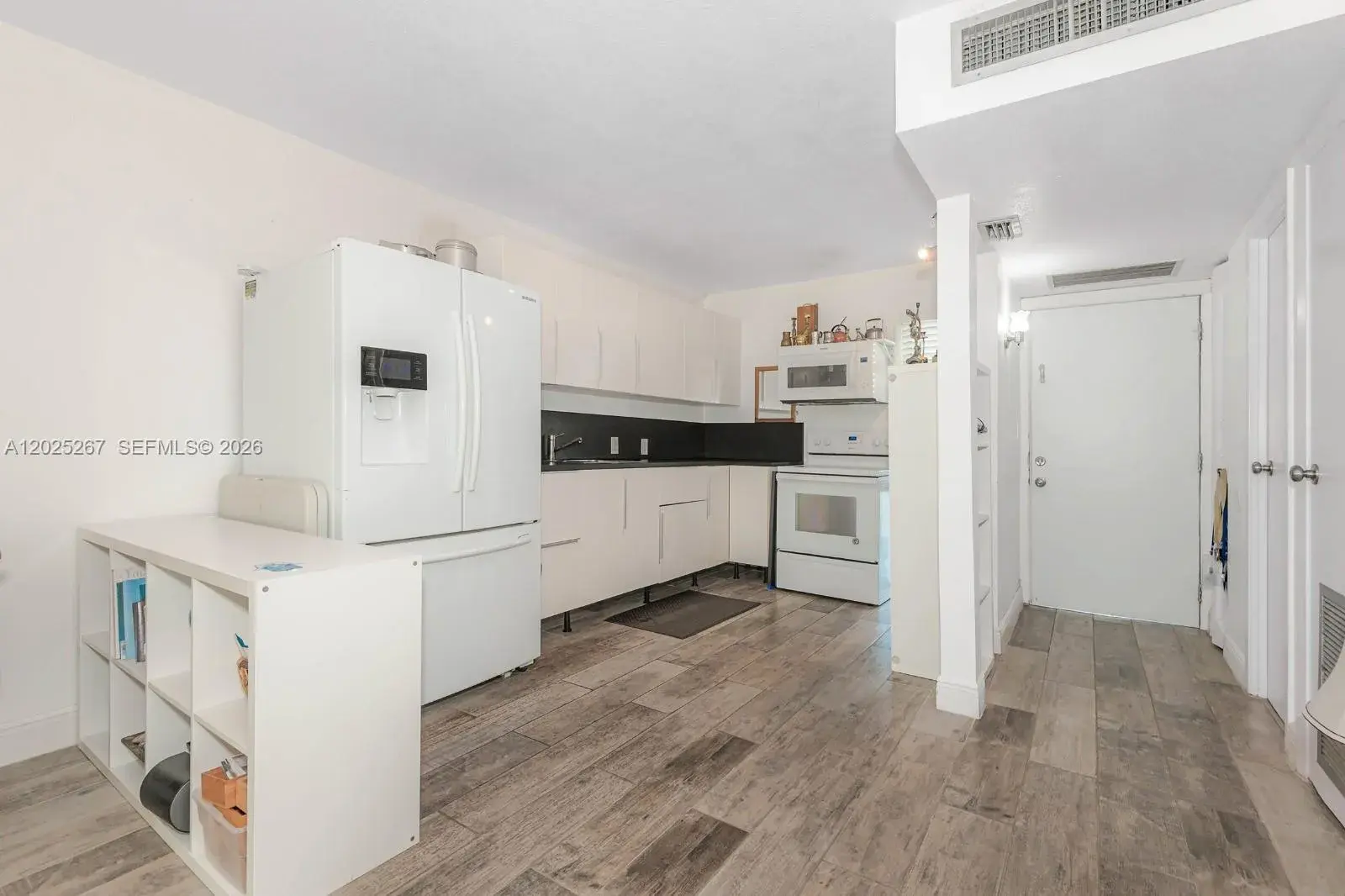 3401 N Country Club Dr # 117, Aventura FL 33180