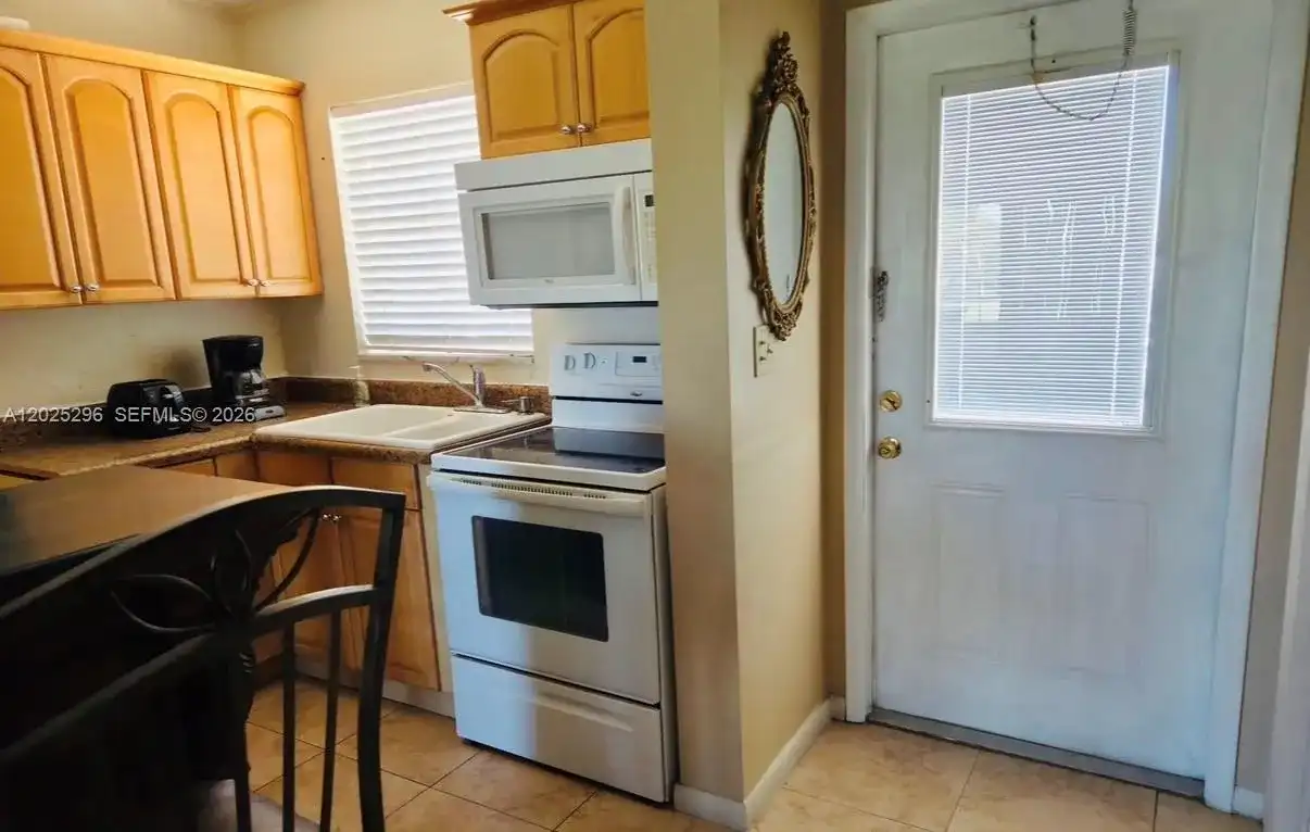 251 S Golf Blvd # 289, Pompano Beach FL 33064