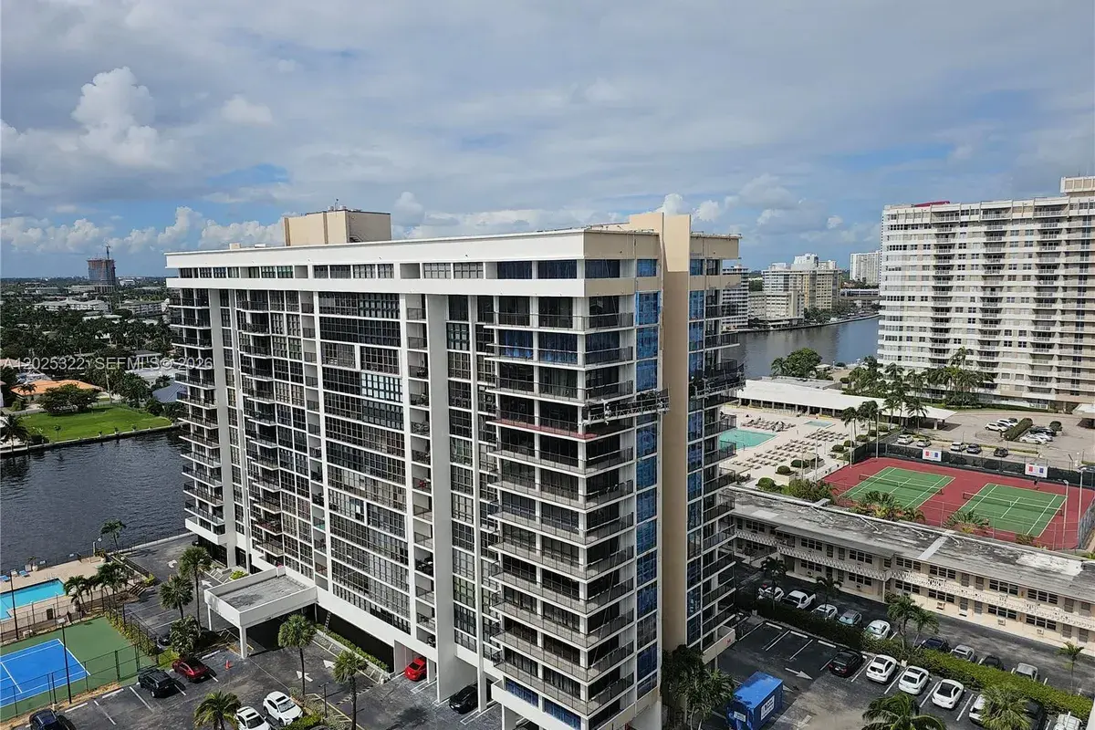 2017 S Ocean Dr # 408, Hallandale Beach FL 33009