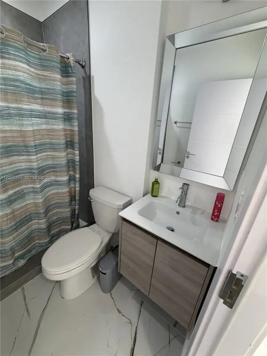 954 NW 8th St # 5, Florida City FL 33034 photo 4