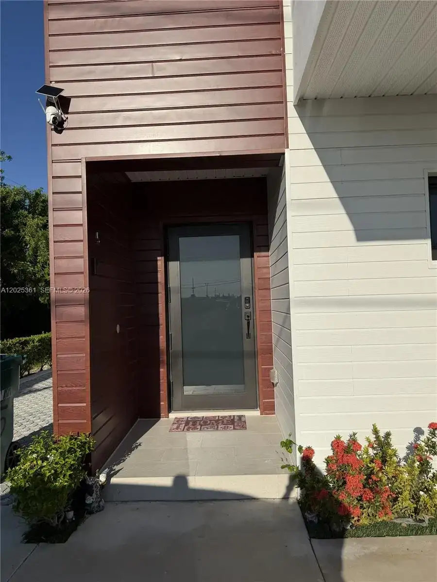 954 NW 8th St # 5, Florida City FL 33034 photo 5