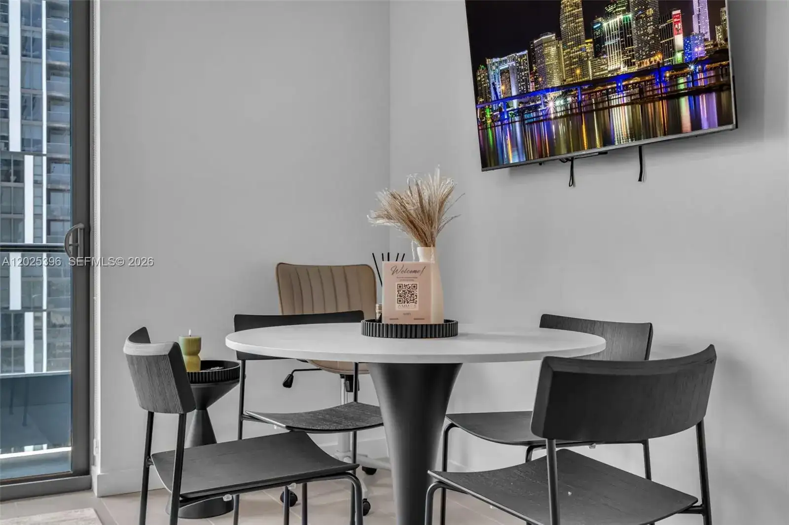 121 NE 5th St # 2107, Miami FL 33132 photo 3