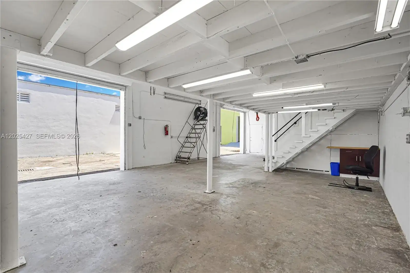 7525 NE 3rd Pl, Miami FL 33138 photo 3