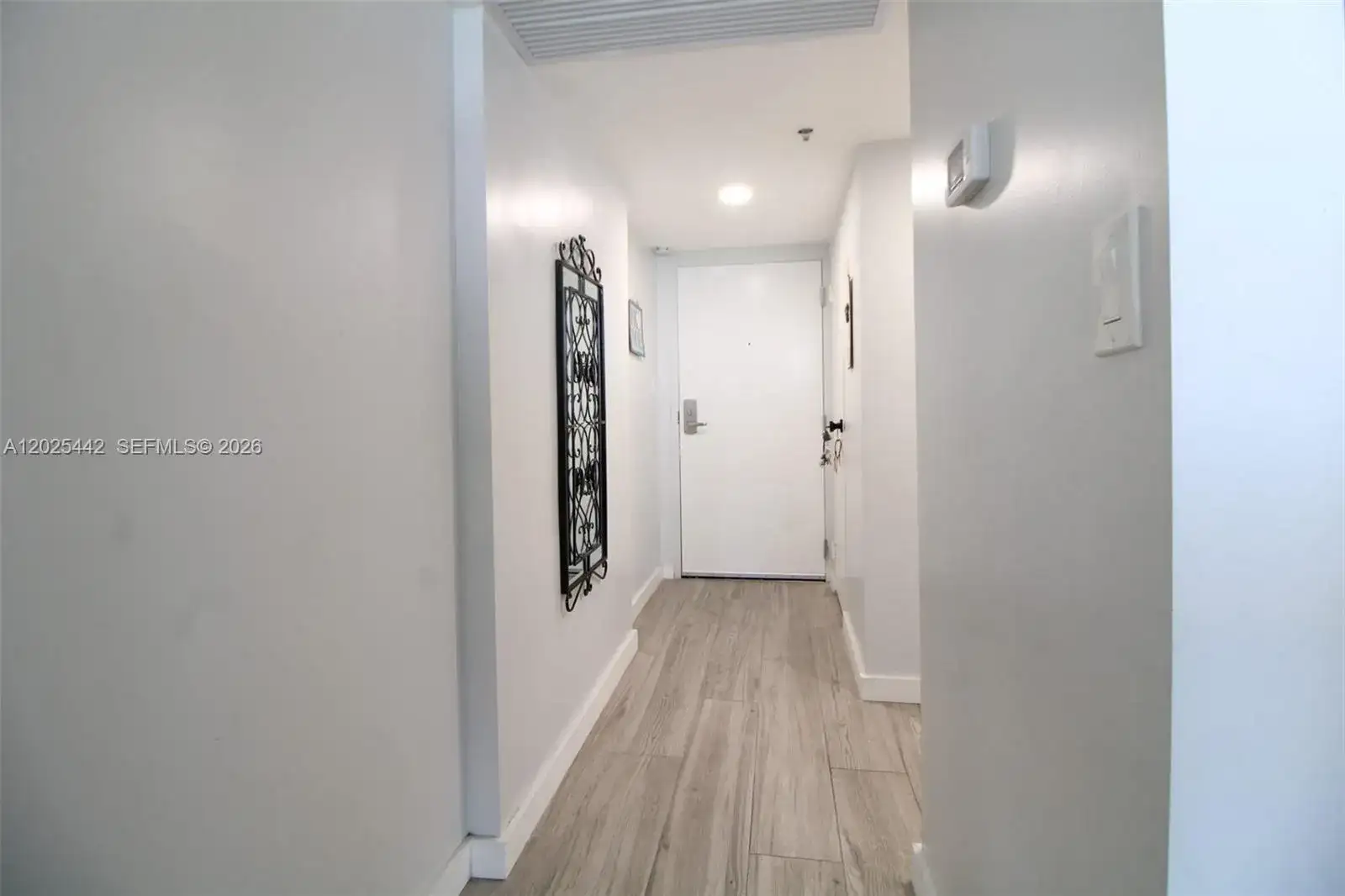 19201 Collins Ave # 916, Sunny Isles Beach FL 33160 photo 3