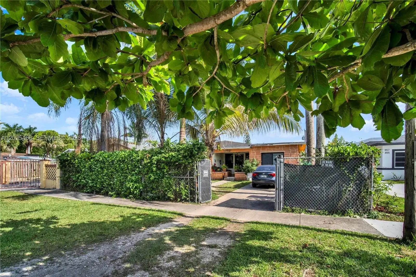851 SW 1st St, Florida City FL 33034 photo 3