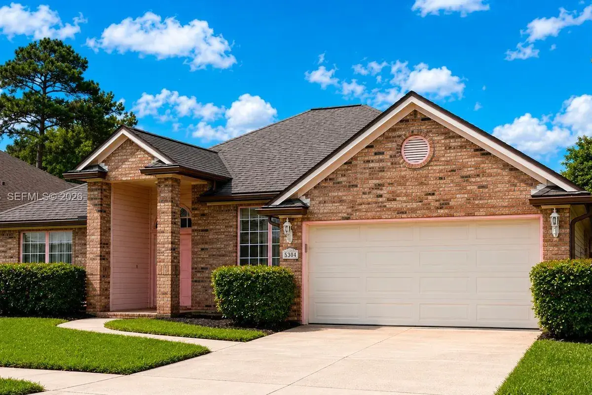 5304 Chestnuts Lake Drive, Other City - In The State Of Florida FL 32258