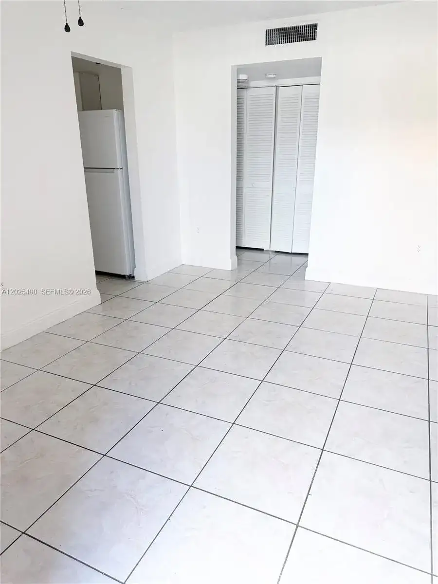631 NW 177th St # 212, Miami Gardens FL 33169 photo 2