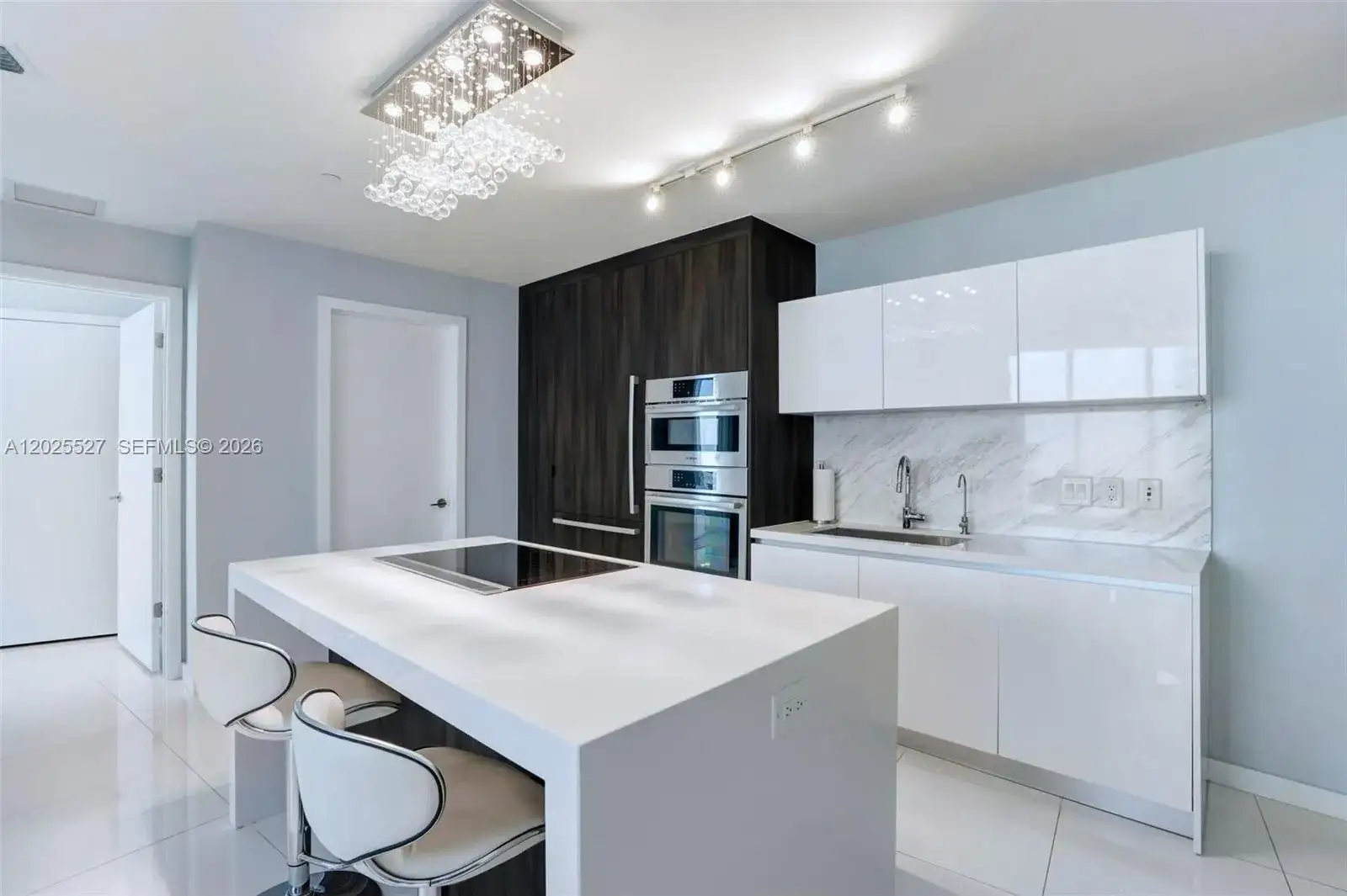 851 NE 1st Ave # 3909, Miami FL 33132 photo 4