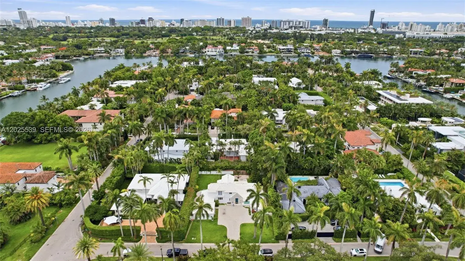 2535 Sunset Dr, Miami Beach FL 33140 photo 3