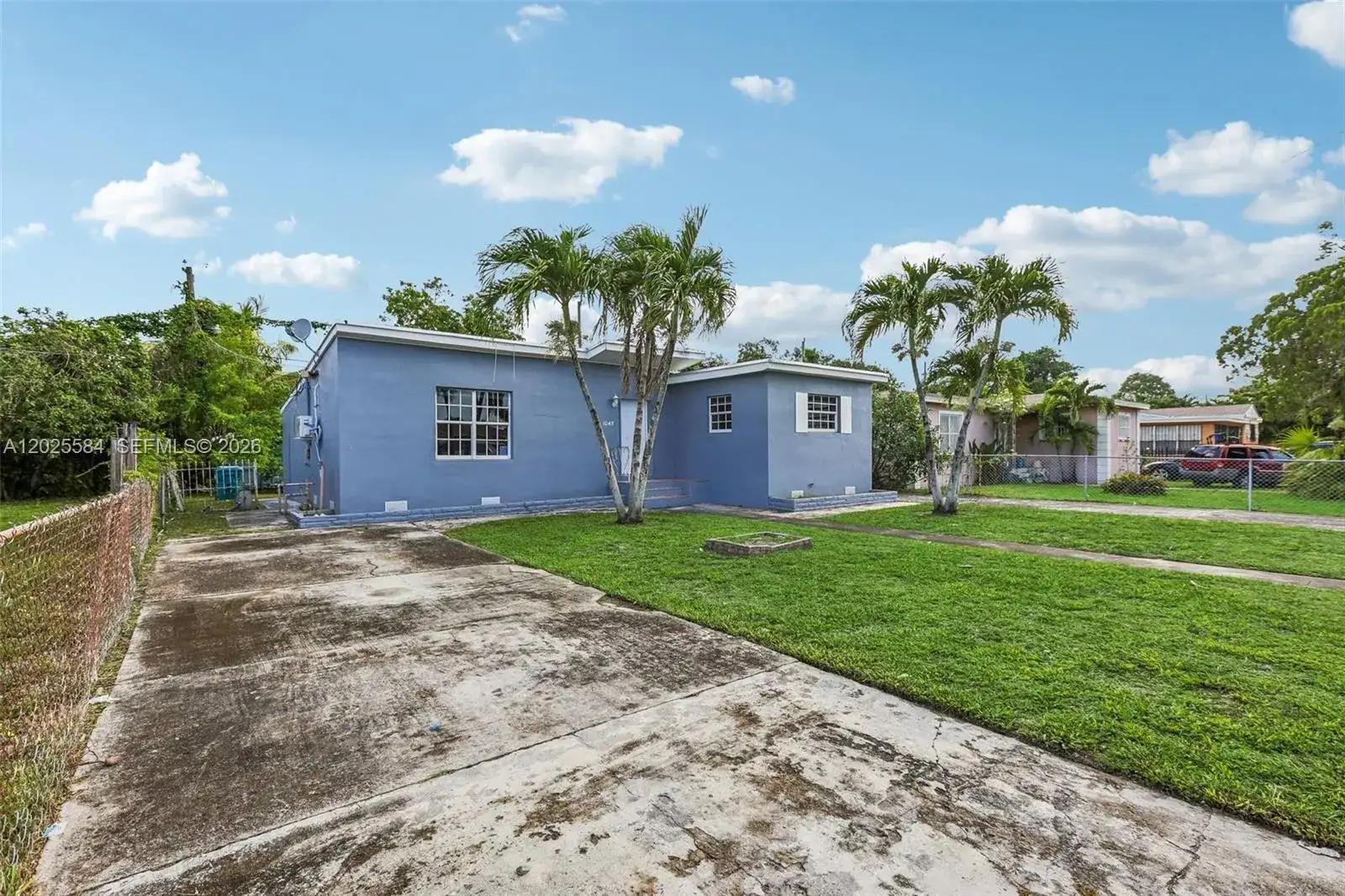1045 NW 115th St, Miami FL 33168 photo 4